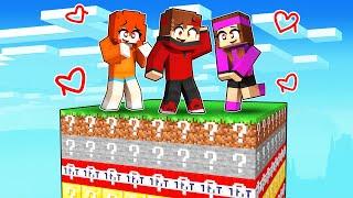 COINCÉ sur UN LUCKY CHUNCK Avec des FAN GIRLS FOLLES sur Minecraft !