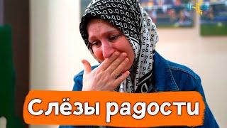 Слезы радости: Сироте подарили квартиру