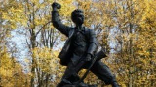 Walking in Minsk. Monument to 14-year-old partisan reconnaissance Marat Kazei (1929–1944)