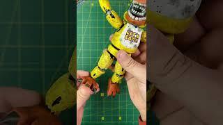 Articulated Withered Chica Figure made out of Polymer Clay #fnaf #chica #polymerclay #3dprinting