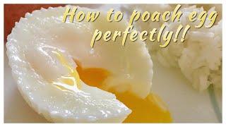 Poaching egg in a cupcake liner!!!  | How to poach an egg | POACHED EGG!! no oil needed!