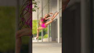 Flexibility and strength! Stella has it all  #dancephotography #slowmodance #ballerina