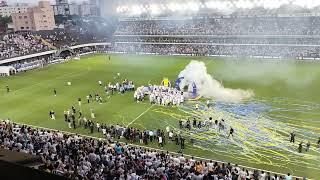 TORCIDA DO SANTOS VAIA CARILLE E DIRIGENTES NA FESTA DE PREMIAÇÃO DO TITULO DA SÉRIE B