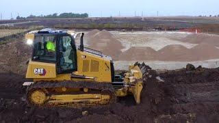 Cat® D4 Dozer Fills in Around Footings