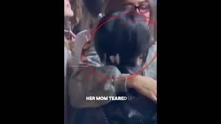 Lisa's And Jennie's Moms Getting Emotional At Week 2  #shorts #blackpink #jennie #lisa #mom #music