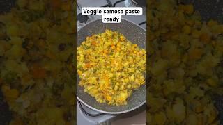 Veg samosa paste - #food #homemade #cooking #viral #samosa #fun #desi #entertaining #vlogs #viral