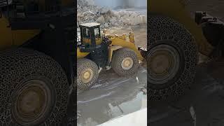 Huge Komatsu Wheel Loaders In Action - #megamachineschannel