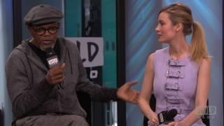 Samuel L. Jackson Points Out 'Radio Man' On The Street