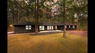 150 Melody Lane, Fayetteville, GA