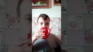 ЕМ БУМАГУ НА КАМЕРУ!