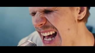 Garbanotas Bosistas - Jie Išskrido Į Kosmosą (Mesijus & Münpauzn cover)