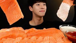 통연어 한입 먹방 WHOLE SALMON SASHIMI MUKBANG ASMR EATING SOUNDS