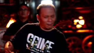 Iwa K - Breezin' (George Benson Cover) (Live at Music Everywhere) **