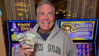 Getting Rich Playing Slots Would Be Great!