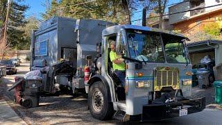 California Waste Solutions Peterbilt 320 McNeilus M/A 144
