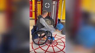 В военно-медицинской академии паралимпийцы провели мастер-класс для инвалидов - участников СВО
