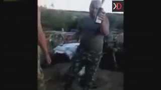 Бойцы ВСУ поздравляют своего командира залповым огнем