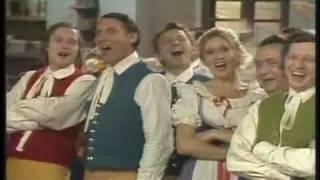 Smetana: Prodaná nevěsta/ Bartered Bride - Polka "Come here, girl" (Finale I.Act)