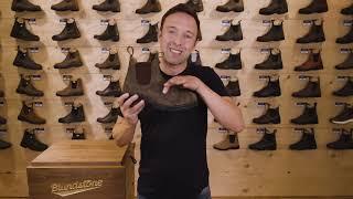 How to fit a Blundstone boot.