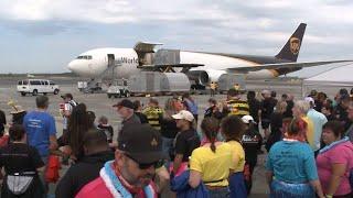 2 CHCH teams pull a plane for charity