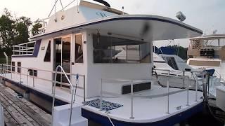 41 Gibson Houseboat, 1989, Bills Bay Marina, Red Wing, MN