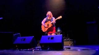 Nicola Linde - Dreams (Fleetwood Mac Cover) - August 8, 2013 - Sidney, BC