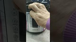 Рекламная наклейка мешает читать информацию с дисплея.