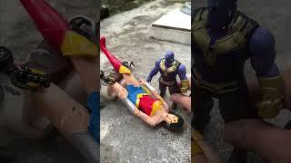 The Thanos vs Hulk War Took Baby Thanos' Mother Away | Marvel Toys
