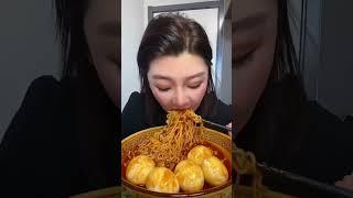 [ASMR ] Mukbang : fast eating eggs noodles #shorts