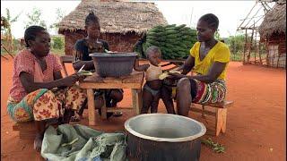 A Very Beautiful Rainy Day In Our African Village#cooking Village Food For Our Orphan Rural Kids