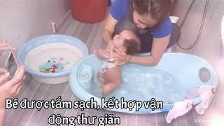 Tắm bé chuẩn y khoa - Vietcare Huế