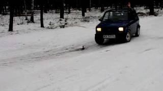 [ZdanoG6] Fiat 126p - Bączki na śniegu