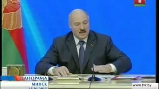 Лукашенко   неудобных вопросов не бывает,не удобно какать стоя