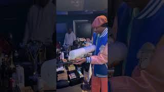Snoop Dogg has 2 Pound J!  #music #hiphop #rap