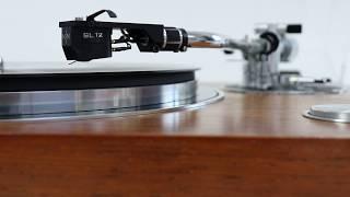 Micro Seiki DD-40 with MA-505 Dynamic Balance Tonearm the lift goes Superb Excellent