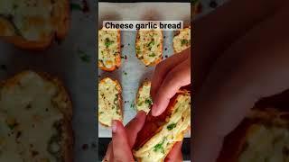 Cafe Style Cheesy Garlic Bread Recipe | Garlic Bread In 2 Ways Oven & Without Oven | Garlic Bread