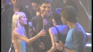 Chayanne le canta a Jazmin de Versus - Versus