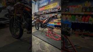 SUPERMOTO PAKE BAN PRIMAX SK 63 TUBELES | By DJOYO BAN #banmotor #djoyoban #jualban #supermotorbikes