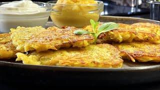 How to make potato pancakes with applesauce like no other in minutes?