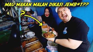 MAKANAN APA INI?? KOK PAKE JEMB**??!