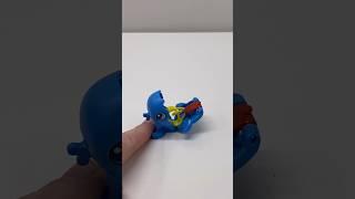 Попалась интересная игрушка из киндер сюрприза #kinder #kindersurprise #киндер_сюрприз