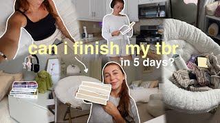 can i finish my august TBR in 5 days? ‍️ | reading vlog