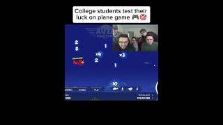 College students test their luck on plane game #casino #highlights #roobet