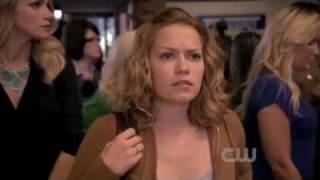 One Tree Hill - 9x07 - Haley/Lucas/Quinn/Jamie: "Do you see him yet?"