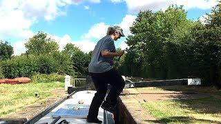 Engine checks | Exciting news | Cruising to Fenny Compton on the Oxford Canal