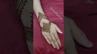 Beautiful Mehndi design #mehndidesign #mehndi #henna #art #artist #shanaya #mehndibyshanaya
