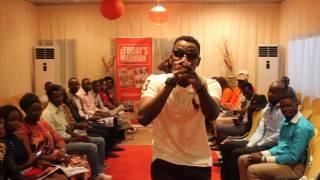 Kiss Daniel Performing Woju at City People Fashion Show || Kizz Daniel