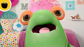 Make a Silly Face with Marvie! (Sesame Studios)