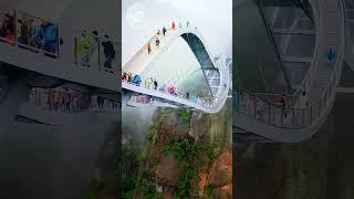 I would to visit The glass bridge Ru yi China #real #vural #holiday #beautiful #nature #relaxing