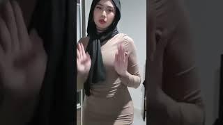 awek tudung sexy